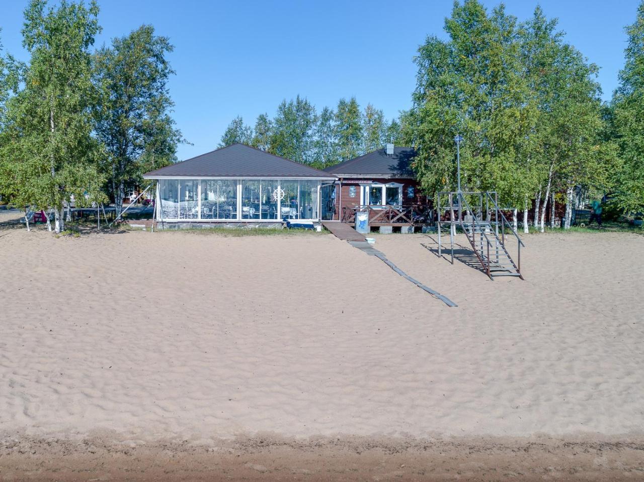 Lomakyla Kultahiekat Hotel Manamansalo Exterior photo